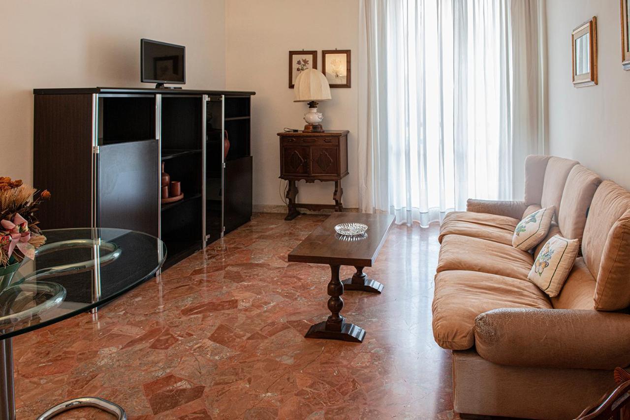 Appartamento "Casa Mia" Florens Exteriör bild